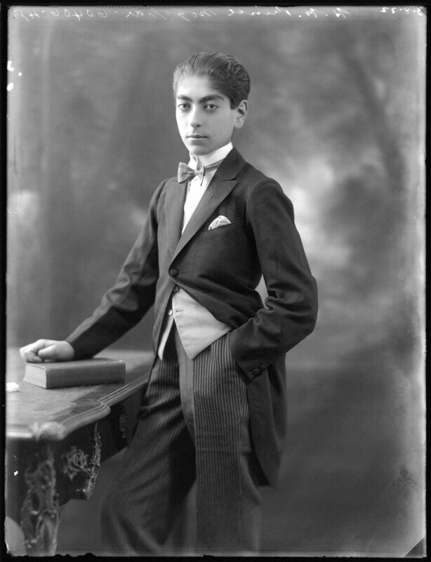 Prince mozaffar npg x122836