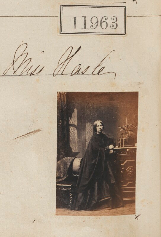 Miss hasle npg ax61640