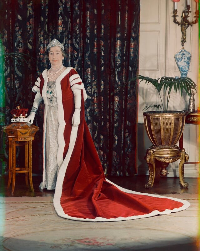 Margaret strickland (née hulton), baroness strickland npg x220117