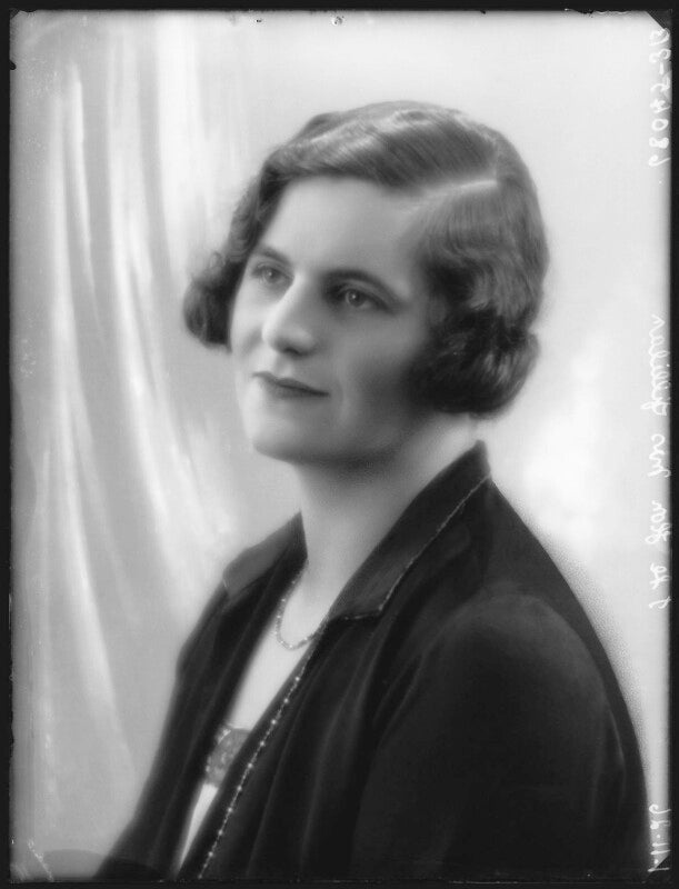 Hon. magdalen blanche simpson pedler (née curzon) npg x36601
