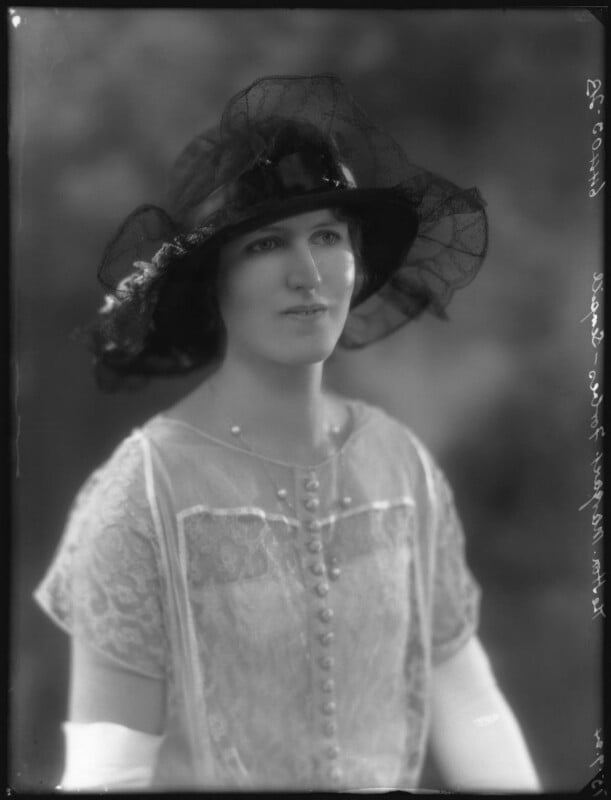 Hon. margaret forbes sempill npg x37237