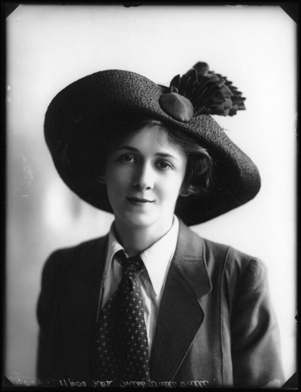 Valli valli (née valli knust) npg x101926