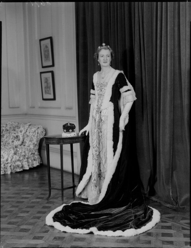 Sylvia gwendoline eva (née maitland), baroness carew npg x129341