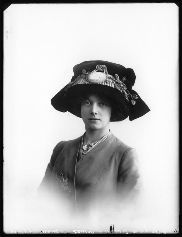 Olive may (née olive mary meatyard), countess of drogheda npg x102984