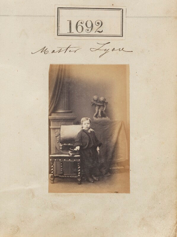 Master lyon npg ax51085