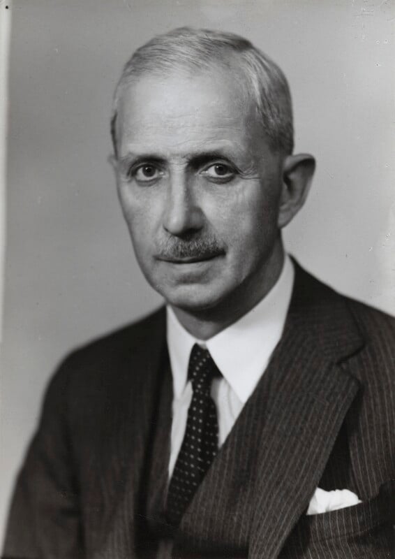 Sir alan rae smith npg x90916