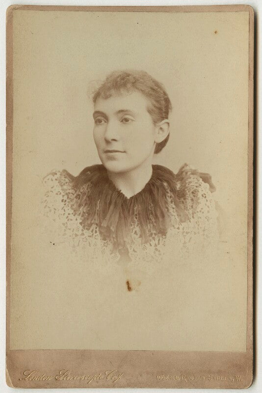 John oliver hobbes (pearl mary teresa craigie (née richards)) npg x6998