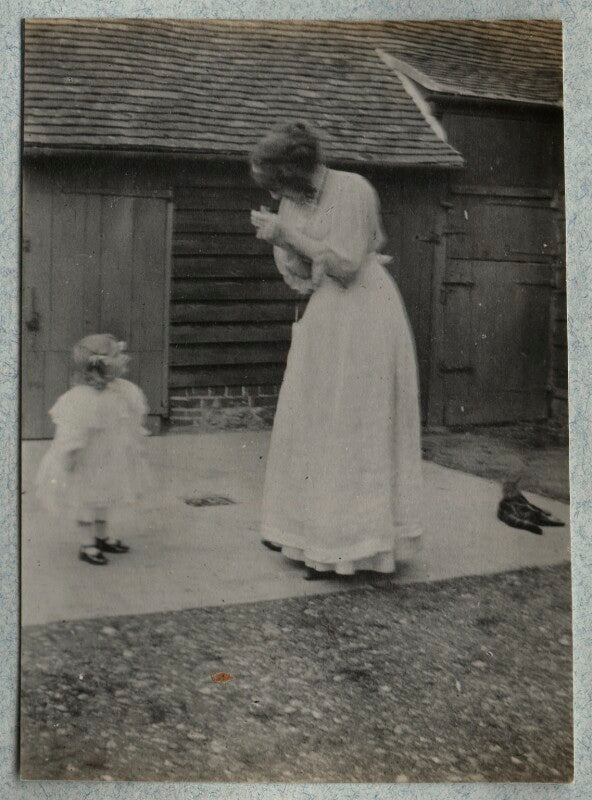 Julian vinogradoff (née morrell); lady ottoline morrell npg ax140099