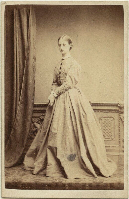 (marion) edith hunt (née waugh) npg x18681