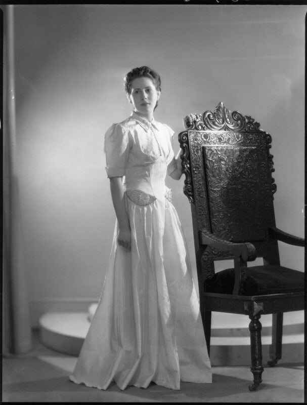 Hon. aedgyth bertha frances callinicos (née lyon dalberg acton) npg x37277