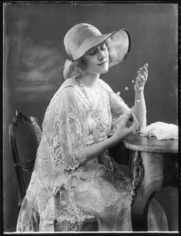 Moya nugent npg x101267