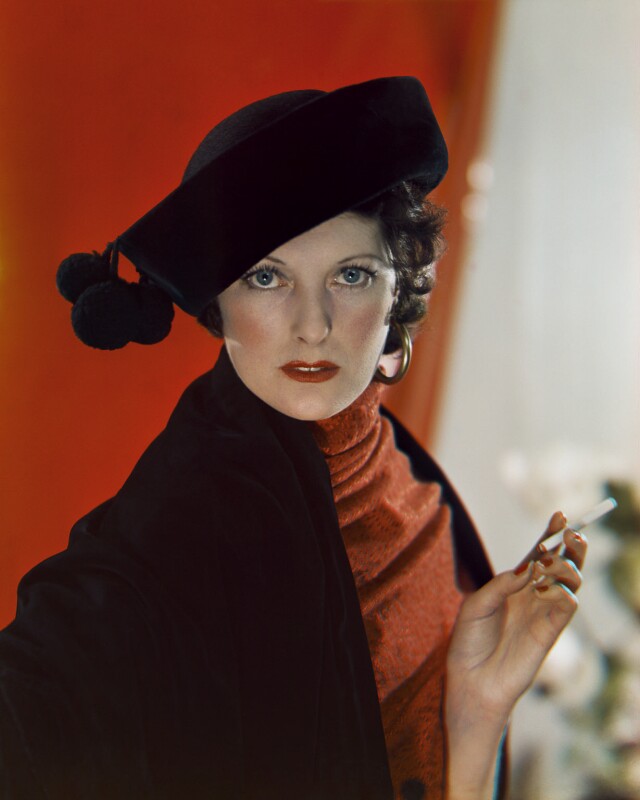 Mrs lesley longe npg x220464