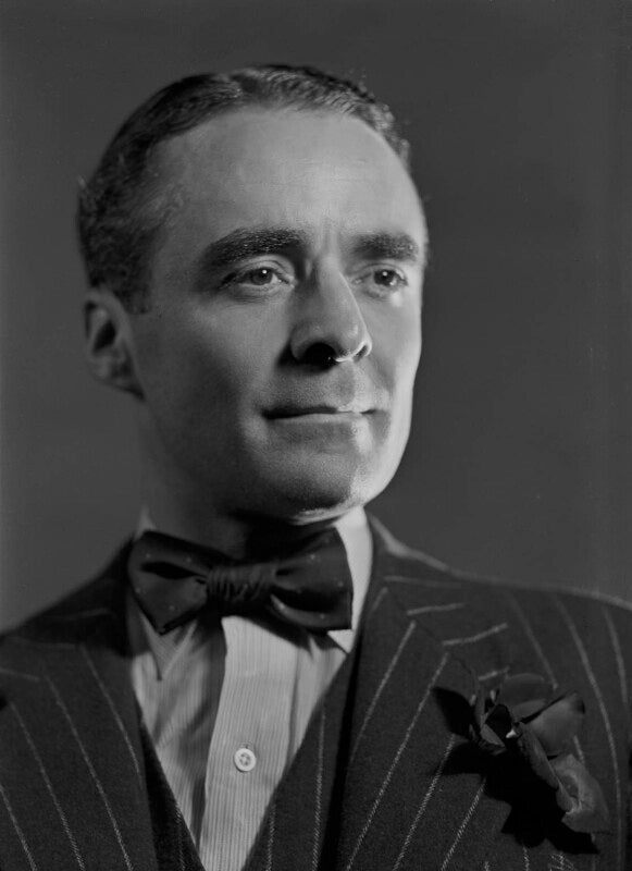 Richard llewellyn (richard dafydd vivian llewellyn lloyd) npg x23590