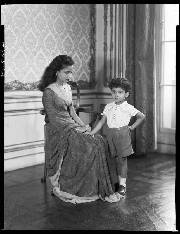 Sheila dodanwela with child npg x97513