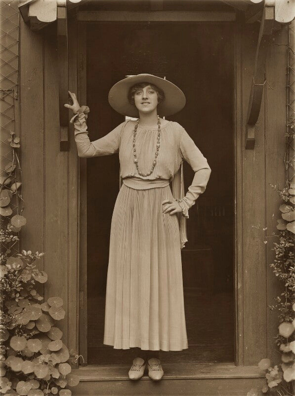 Violet loraine npg x85192