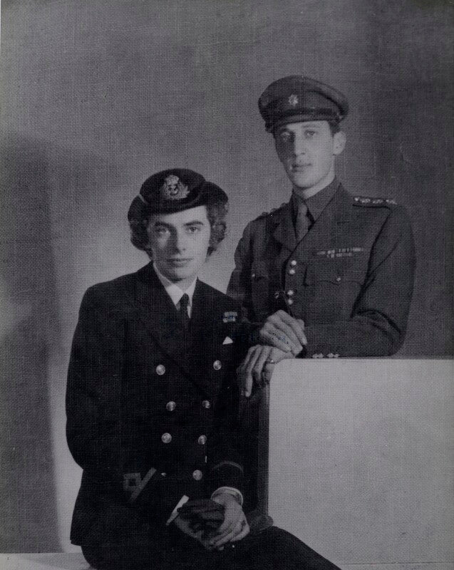 Patricia edwina victoria knatchbull, 2nd countess mountbatten of burma; john ulick knatchbull, 7th baron brabourne npg x137055