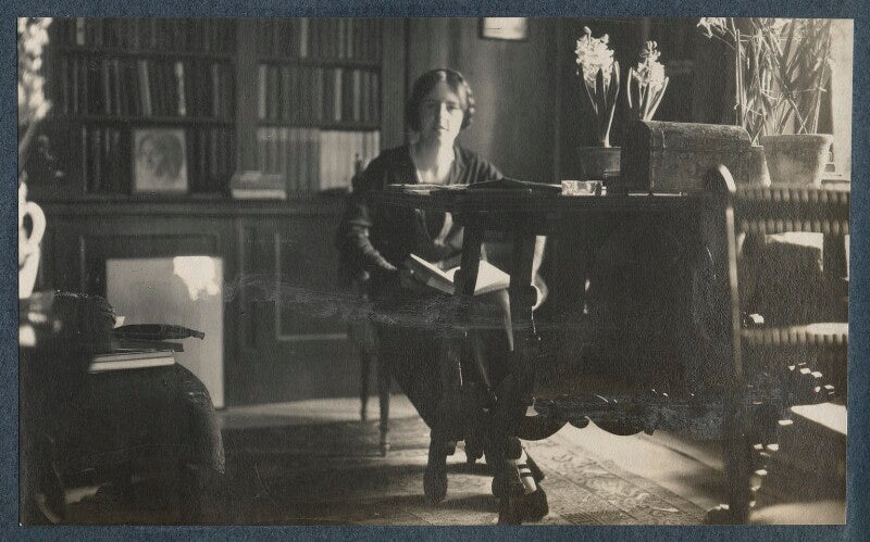 Noël moon npg ax141021