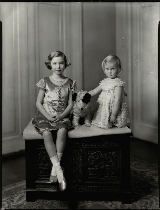 Hon. pamela jean beshoff (née allanson winn); hon. janet diana vlassopulos (née allanson winn) npg x151528