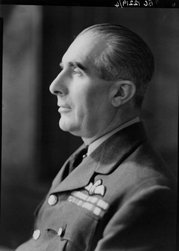 Sir christopher lloyd courtney npg x11059