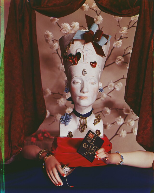 Nefertiti npg x222005