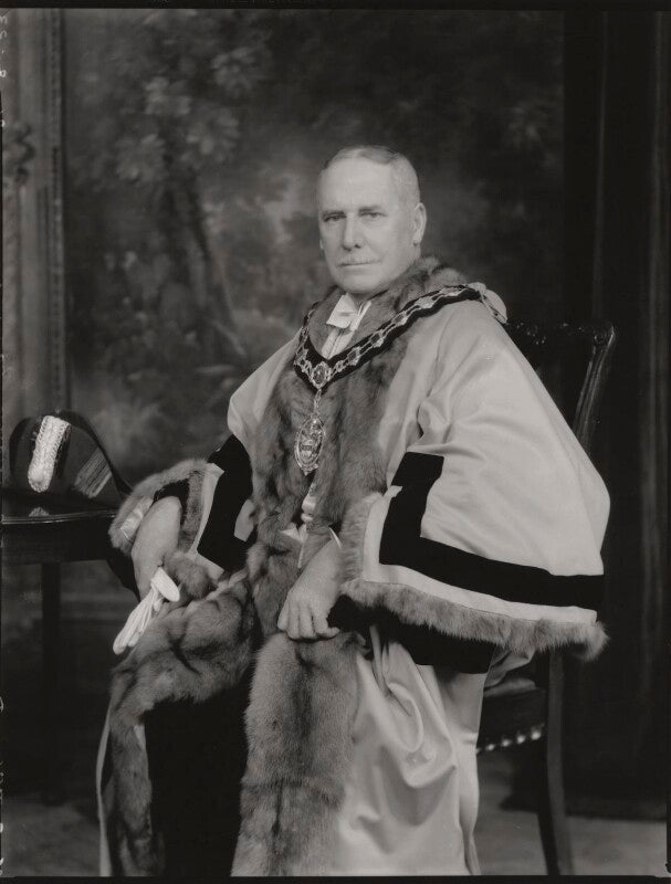 Sir thomas robinson npg x49011