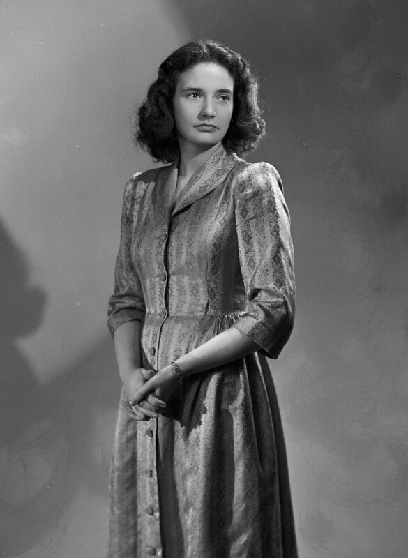 Hon. diana phyllis macauley (née berry) npg x73299