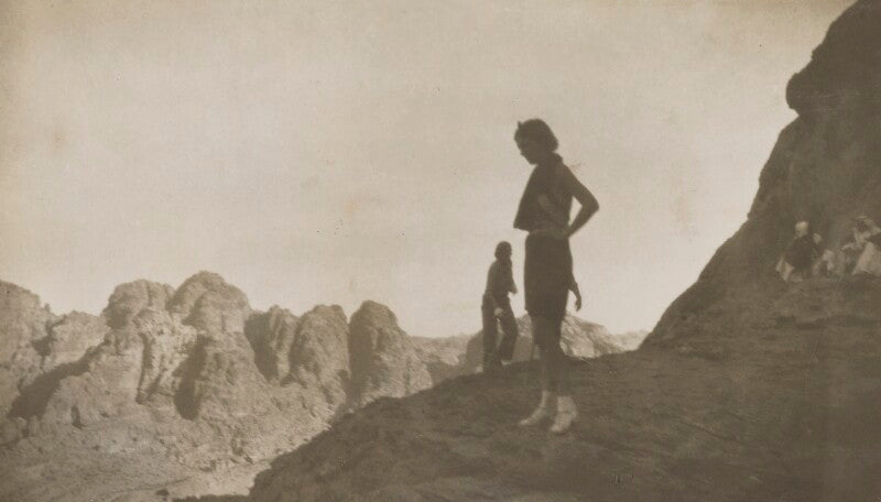 Comtesse phyllis de janzé (née boyd); clementine ogilvy spencer churchill (née hozier), baroness spencer churchill npg ax183278