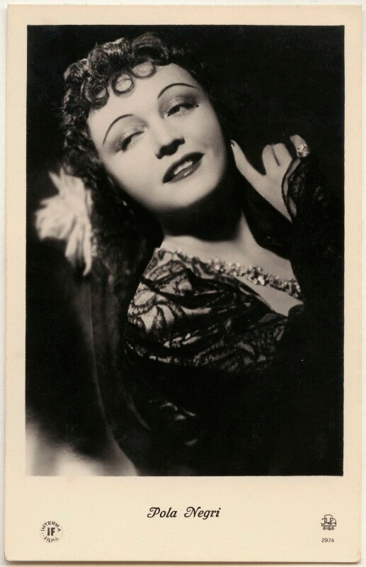 Pola negri npg x139724
