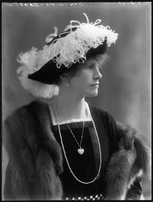 (blanche) violet de yarburgh bateson (née saltmarshe), lady deramore npg x33098