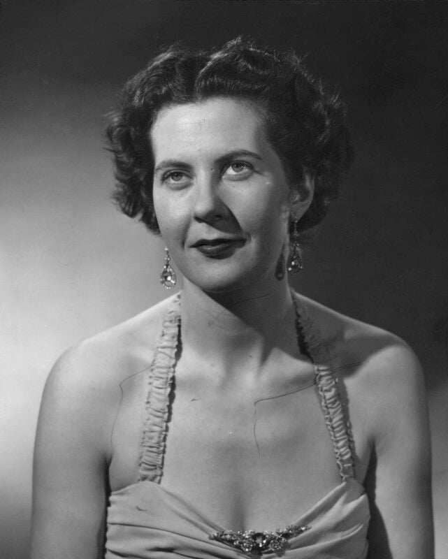 Hon. gloria mary bearman (née curzon) npg x71049