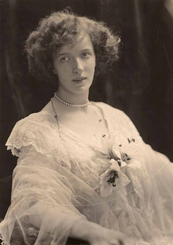 Lilian florence maud paget (née chetwynd), marchioness of anglesey (later gilliat) npg x45397