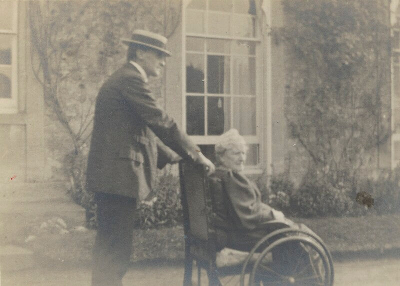 (lloyd) logan pearsall smith; hannah tatum smith (née whitall) npg ax160735