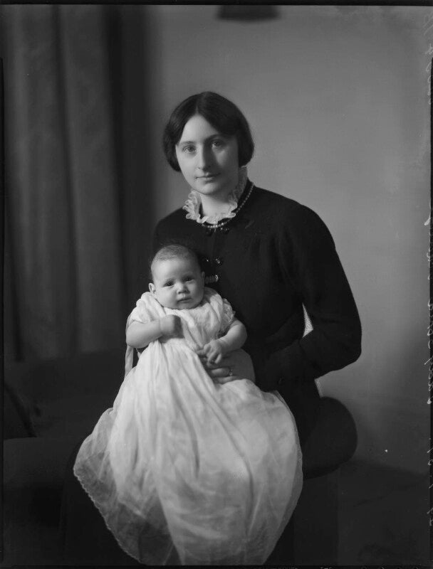 Gabrielle hedley (née schilizzi); lady (gabrielle) sophia annette schilizzi (née waldegrave) npg x152548