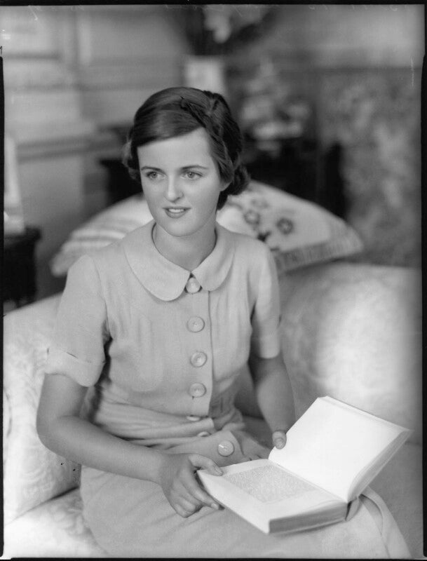 Lady sarah consuelo roubanis (née spencer churchill) npg x80985