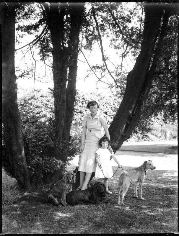 Hélène candida berry (née hay), viscountess kemsley; hon. mary anne van raalte (née berry) npg x153103