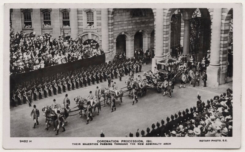 'coronation procession, 1911. their majesties passing through the new admiralty arch' npg x137831