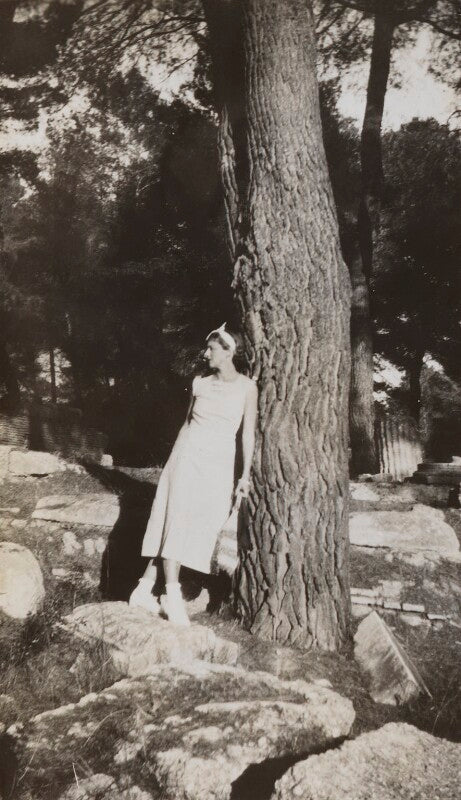 Comtesse phyllis de janzé (née boyd) npg ax183200