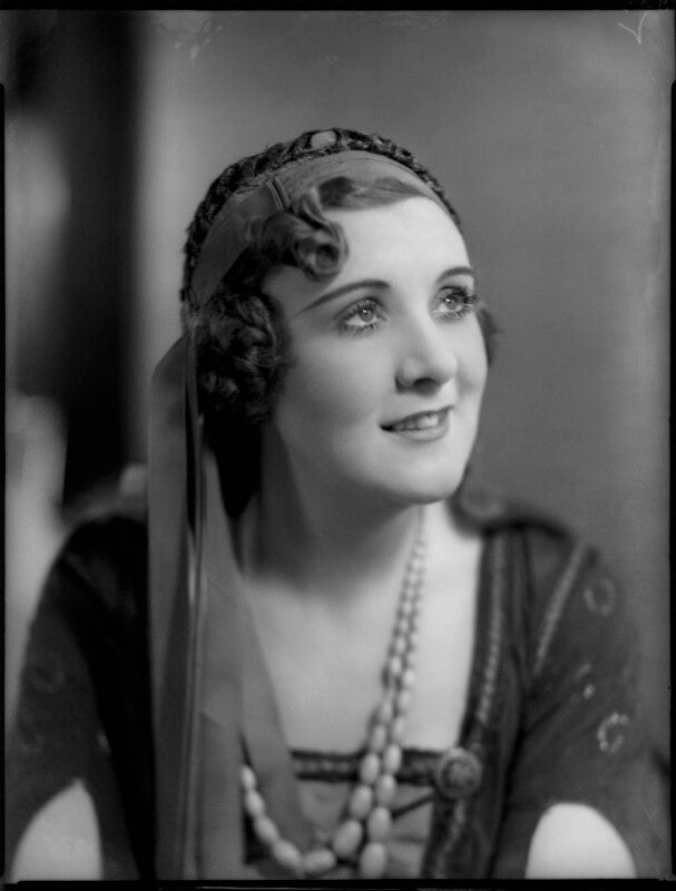 Ann drummond grant as elsie maynard in the 'yeoman of the guard' for the d'oyly carte opera company npg x81327