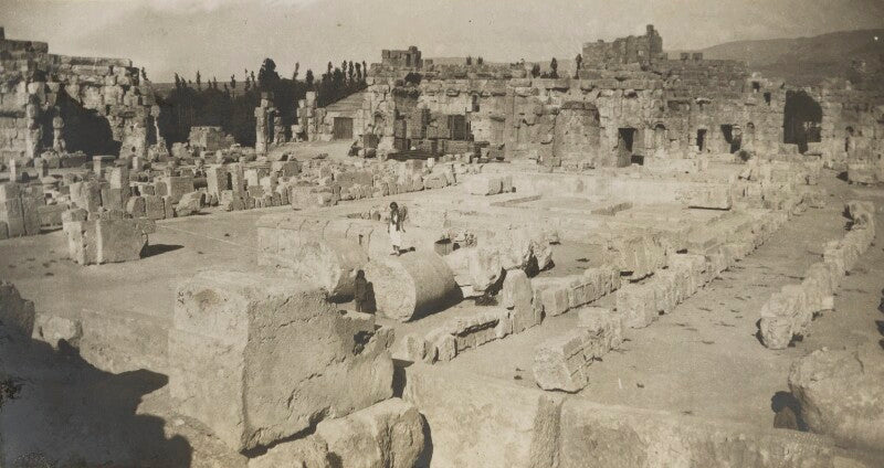 Comtesse phyllis de janzé (née boyd) npg ax183225