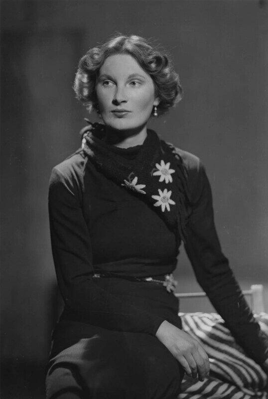 Margaret ann d'abreu (née bowes lyon) npg x3070