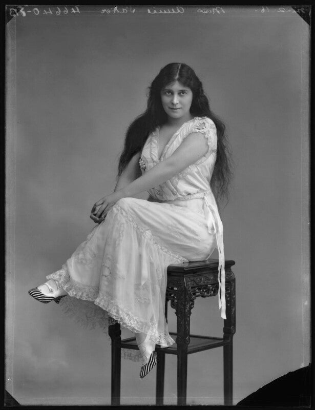 Annie saker npg x103454