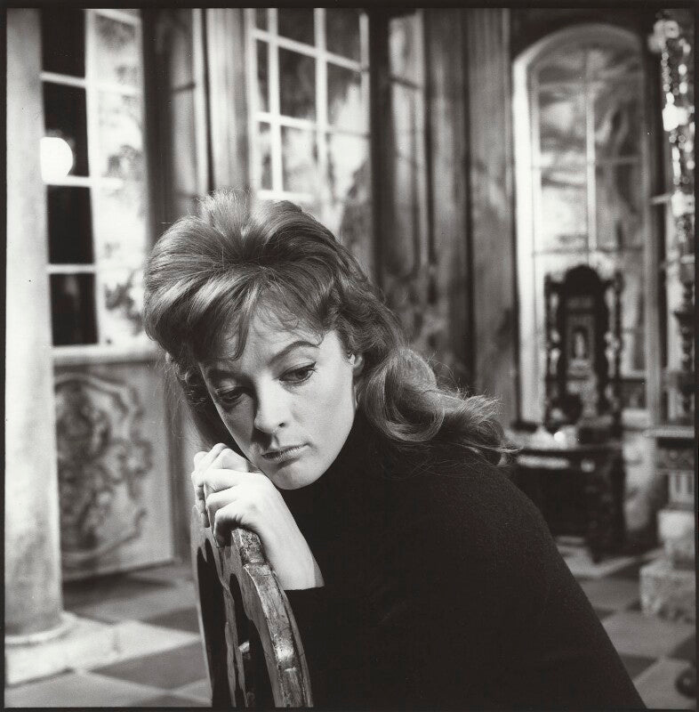 Maggie smith on the set of 'the rehearsal' npg x132981