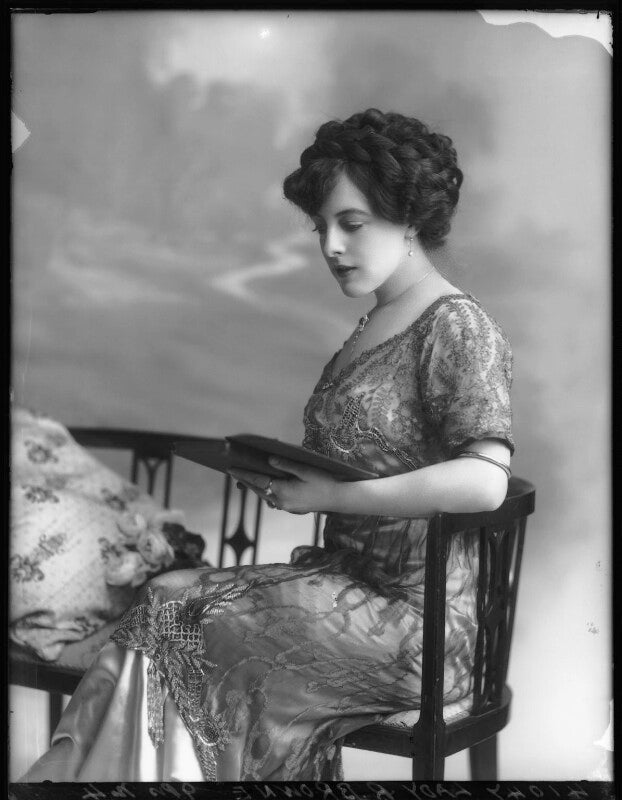 Lilian mabel alice ('mabs') (née roussel), lady richmond brown npg x34935