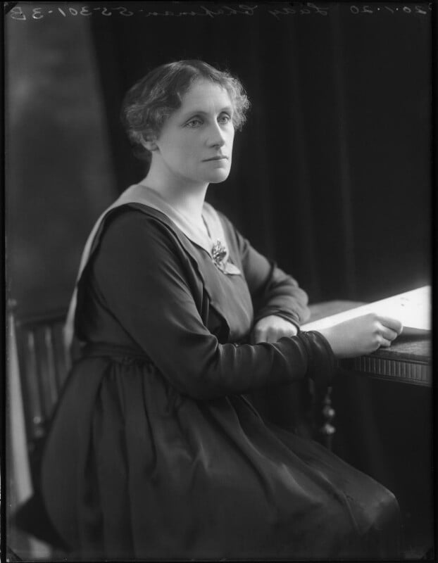 Mabel gwendoline (née mordey), lady chapman npg x120054