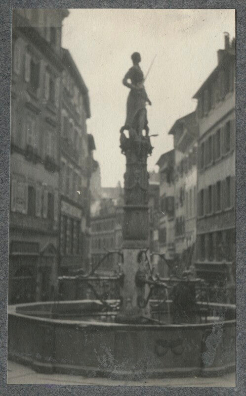 Fountain npg ax140361