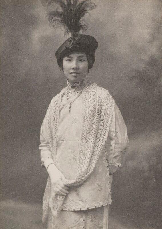 Madame sze npg ax39100