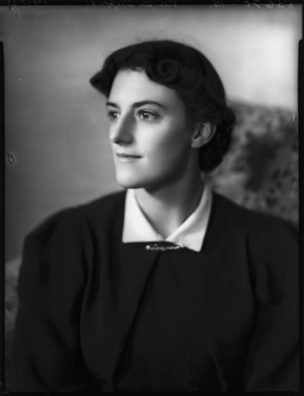 Christina margaret (née cameron), viscountess stopford (later mrs vian) npg x153299