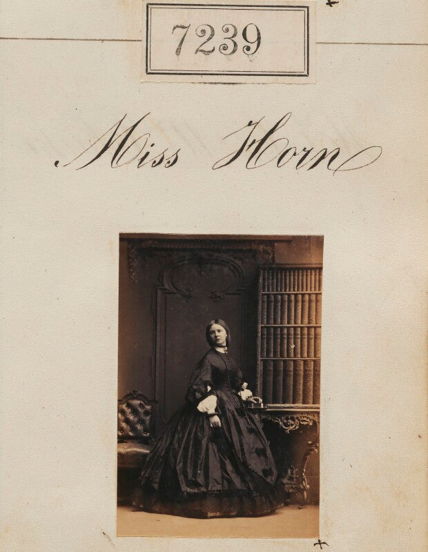Miss horn npg ax57151