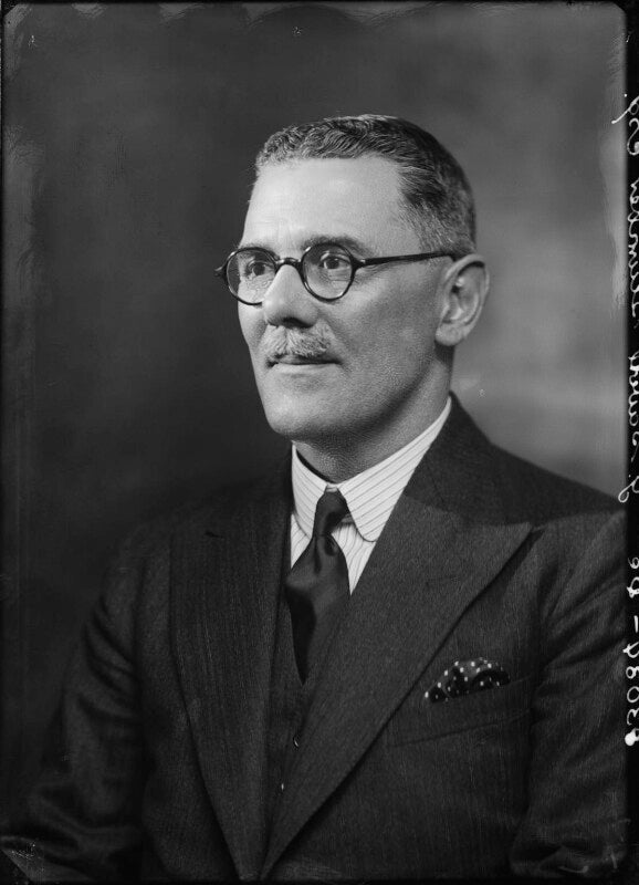 Gilbert savil szlumper npg x157154