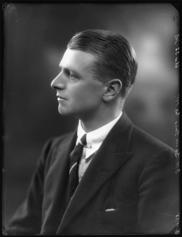 George morgan trefgarne (né garro jones), 1st baron trefgarne npg x123487